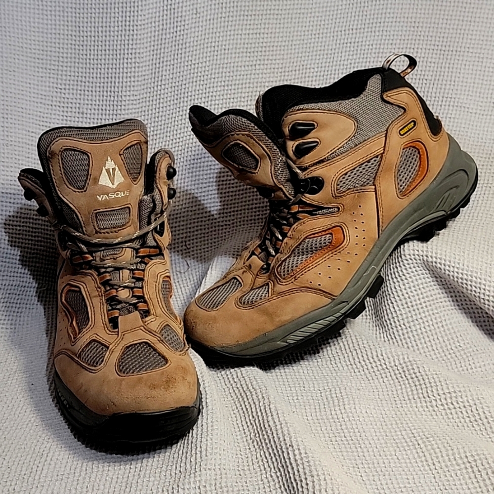 Vasque Winter Hiking boots M sz11 GUC